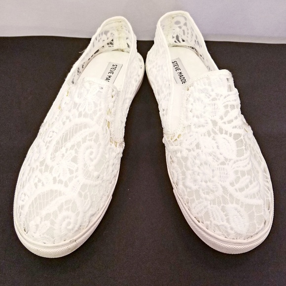 steve madden bridal lace slip on sneaker